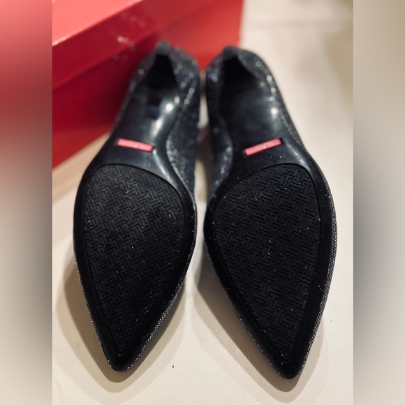 Isaac Mizrahi New York Silver Kitten Heels size 6.5 M - Picture 5 of 6